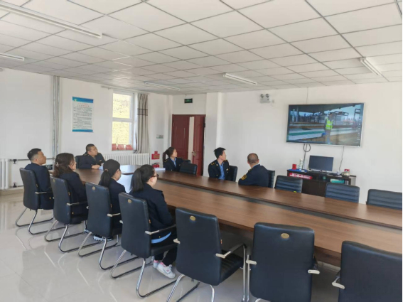 天路公司小红山收费所开展习近平总书记关于安全生产重要论述学习活动